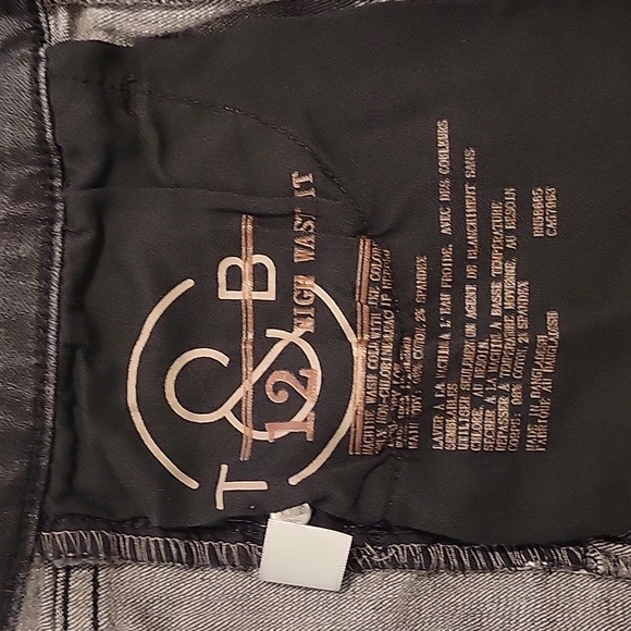 Girls' high waist cutoff shorts - Picture 3 of 3